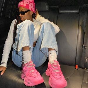 Meet your Posher, Song